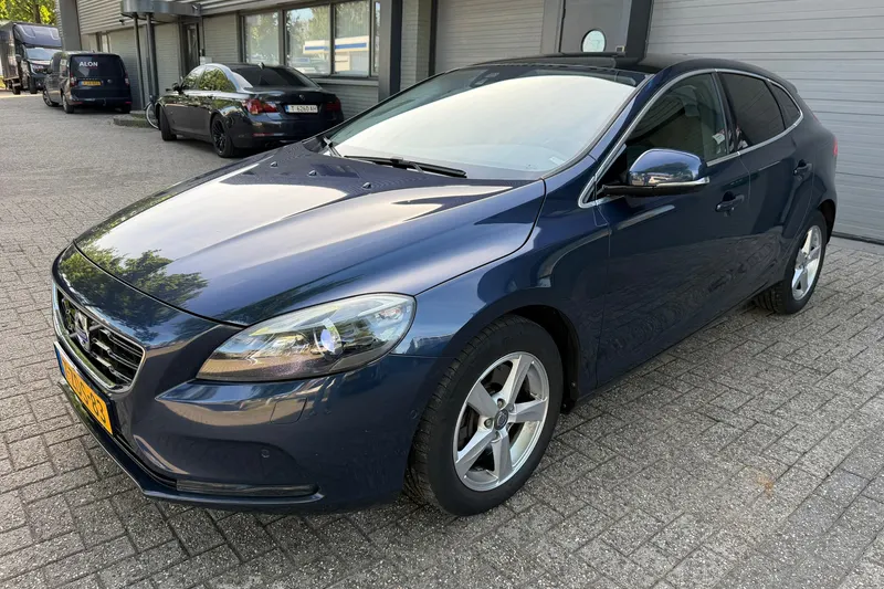 Volvo V40 (2014)