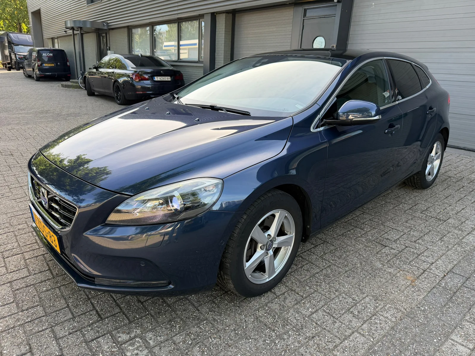 Volvo V40 (2014) — foto 1