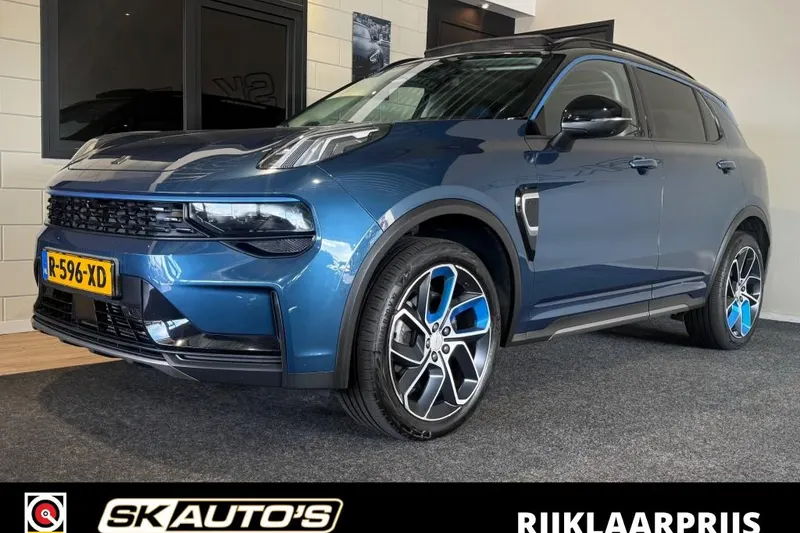 Lynk & Co 01 (2022)