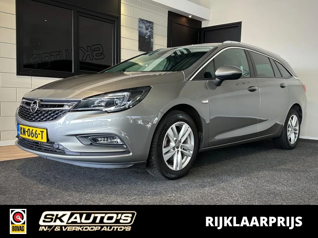 Opel Astra (2016) — foto 1