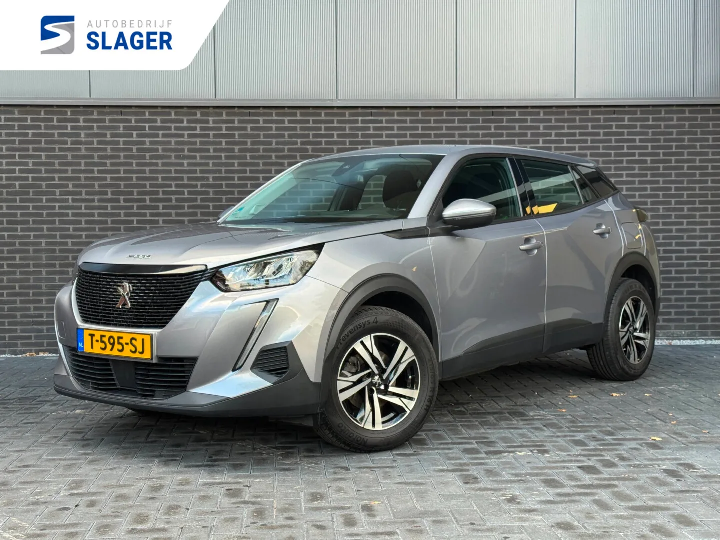 Peugeot 2008 (2020) — foto 1