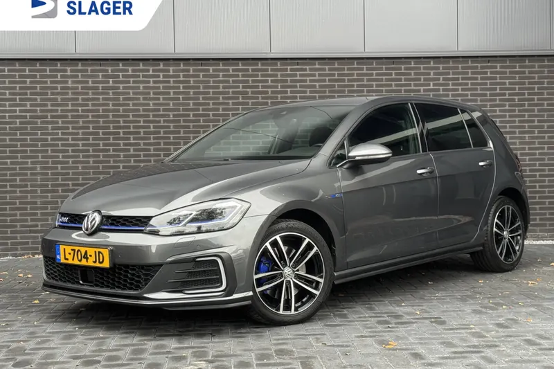 Volkswagen Golf (2018)