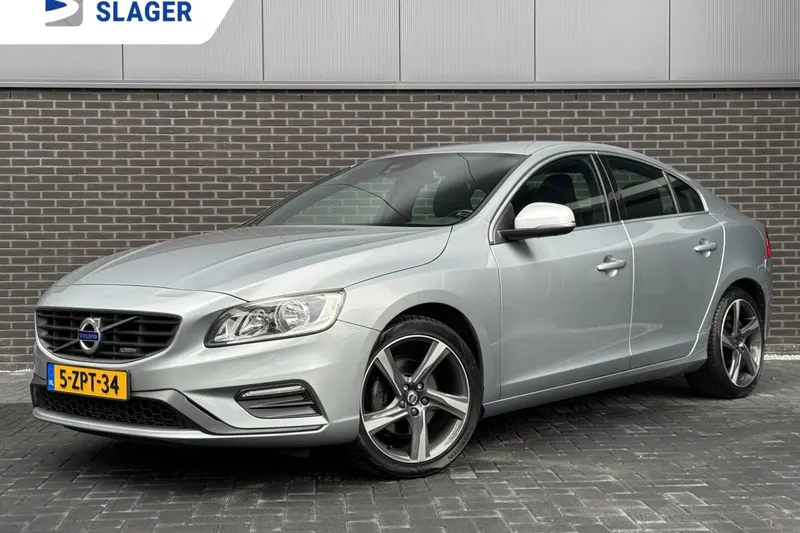 Volvo S60 (2015)