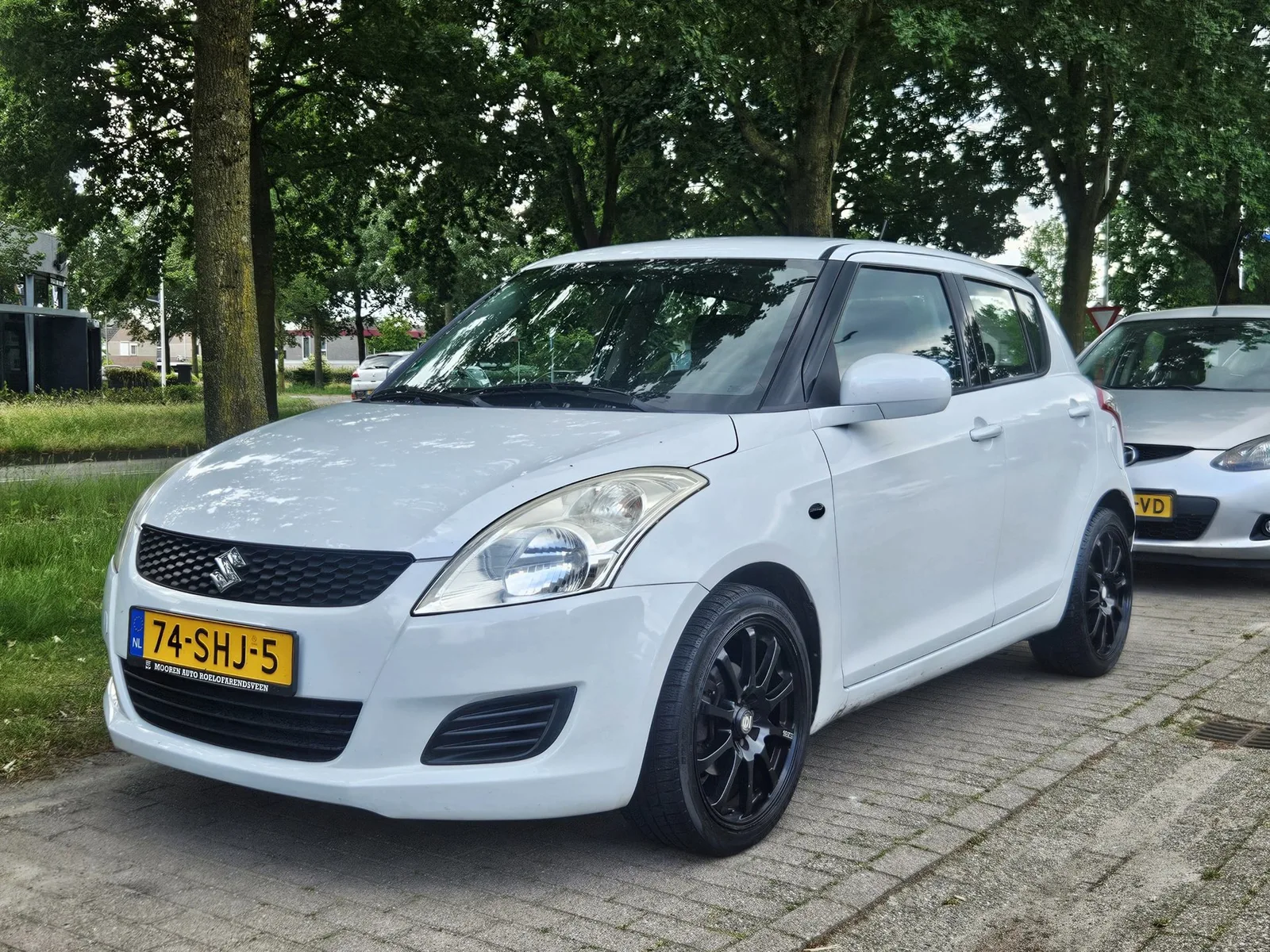 Suzuki Swift (2011) — foto 1