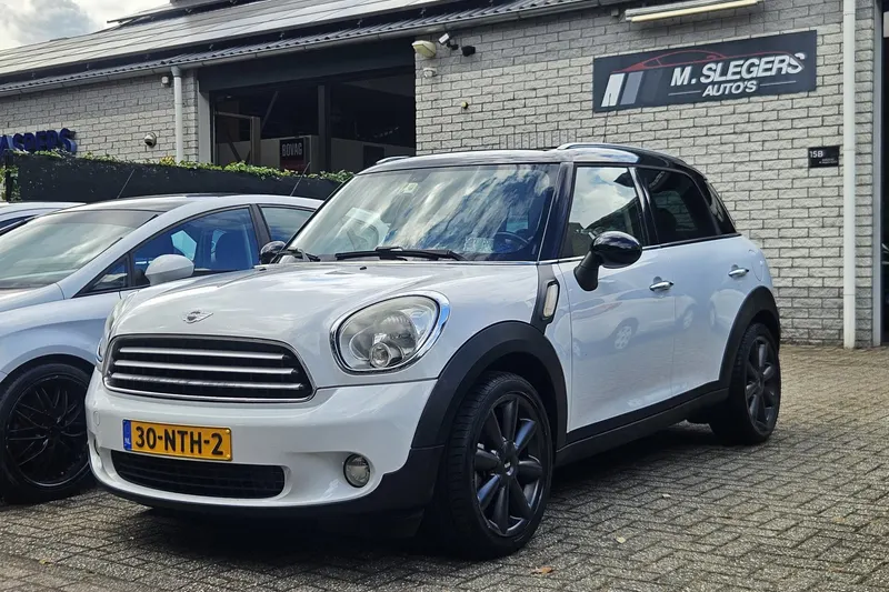 MINI Countryman (2010)