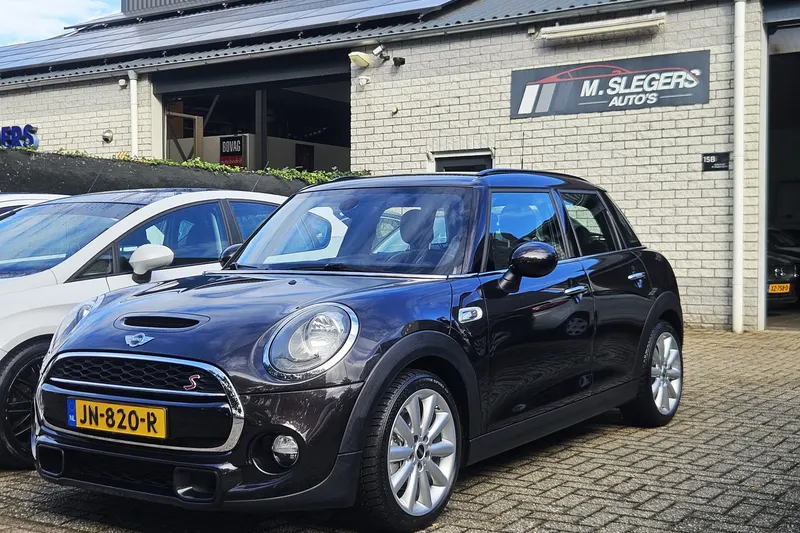 MINI Cooper S (2015)