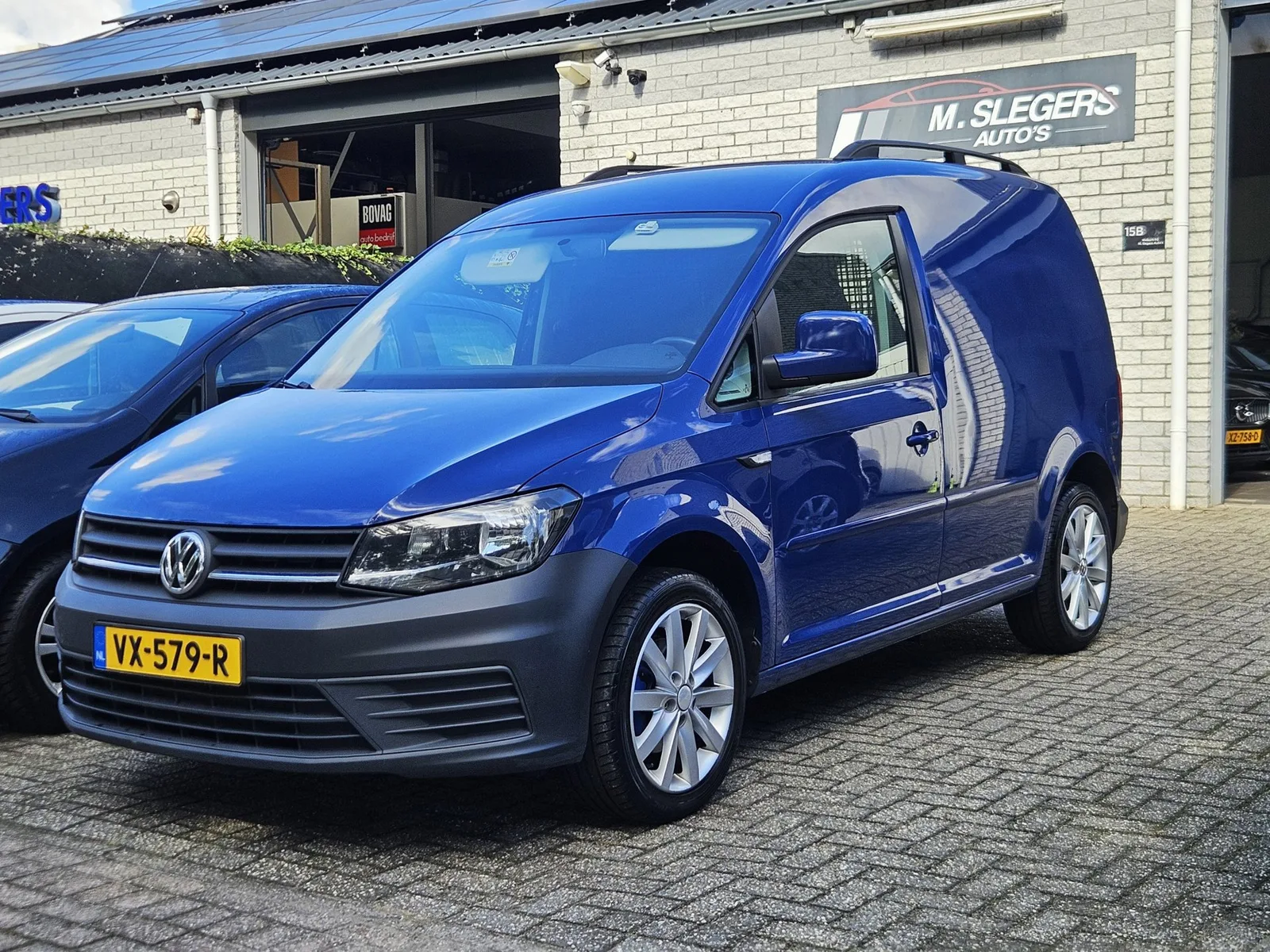 Volkswagen Caddy (2016) — foto 1