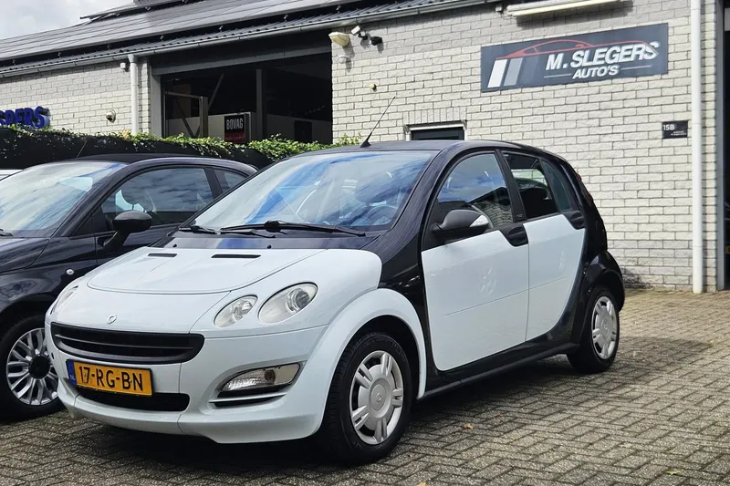 Smart ForFour (2005)