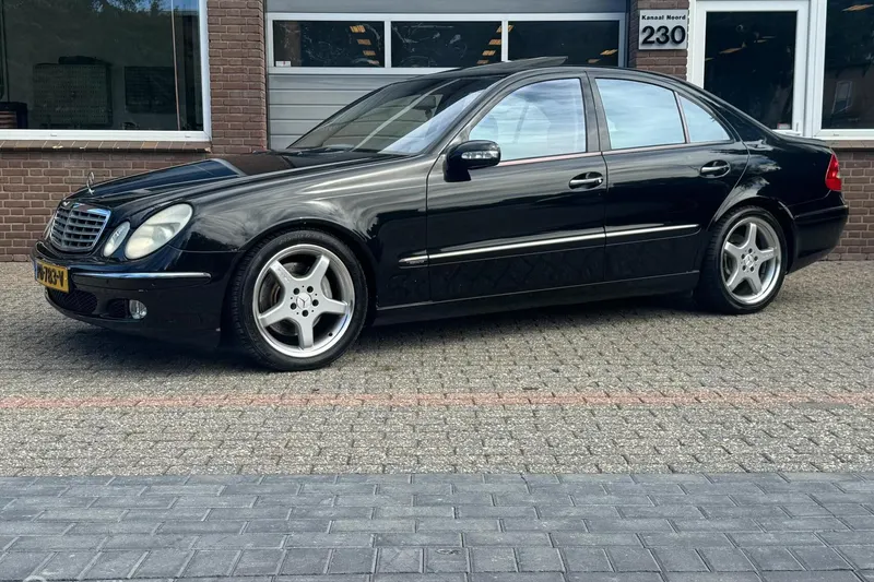 Mercedes-Benz E-Klasse (2002)
