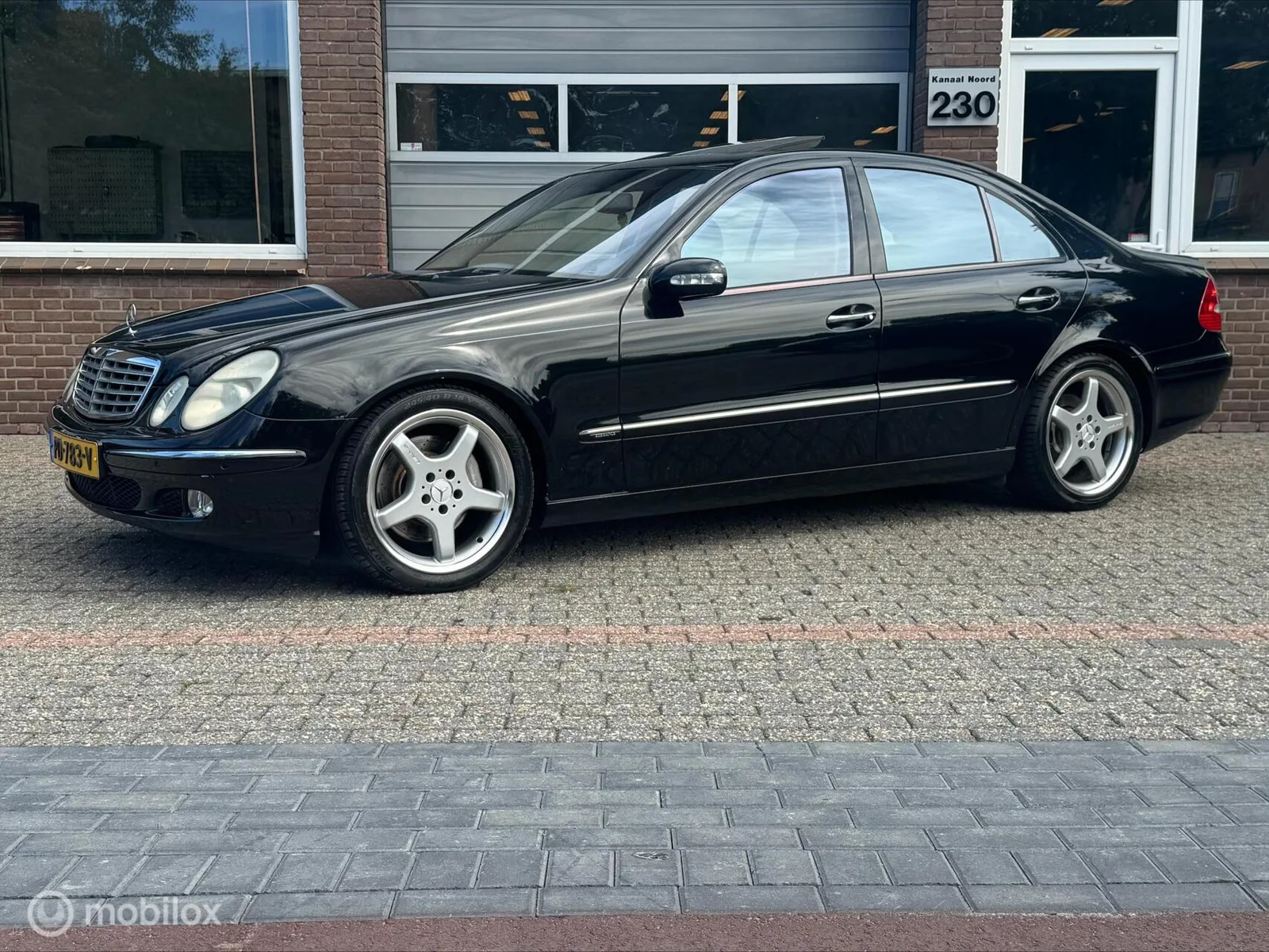 Mercedes-Benz E-Klasse (2002) — foto 1