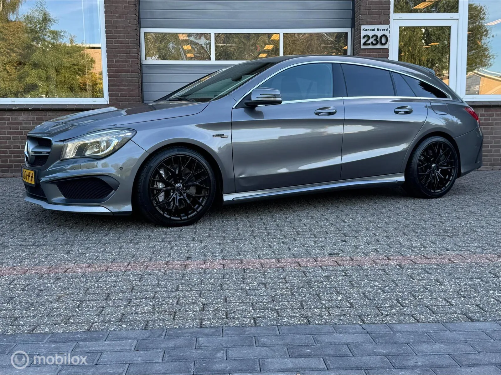 Mercedes-Benz CLA-Klasse (2015) — foto 1