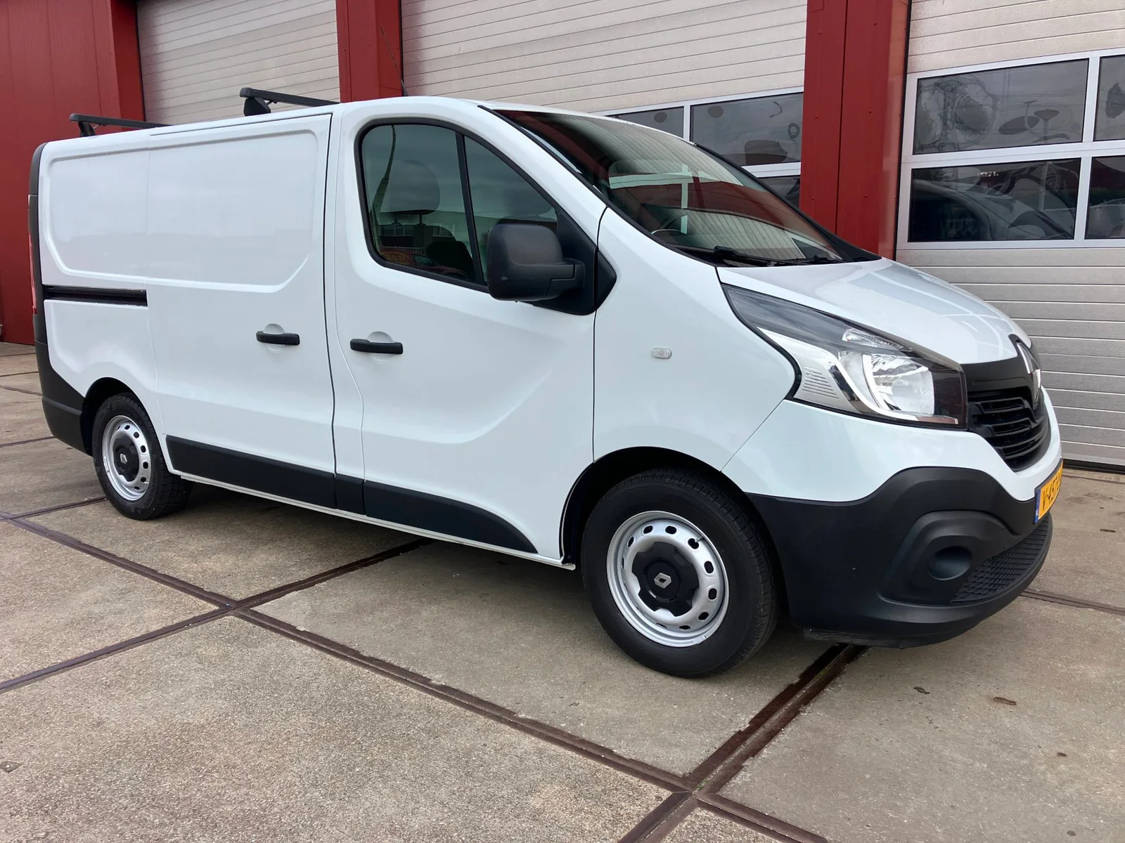 Renault Trafic (2018) — foto 1