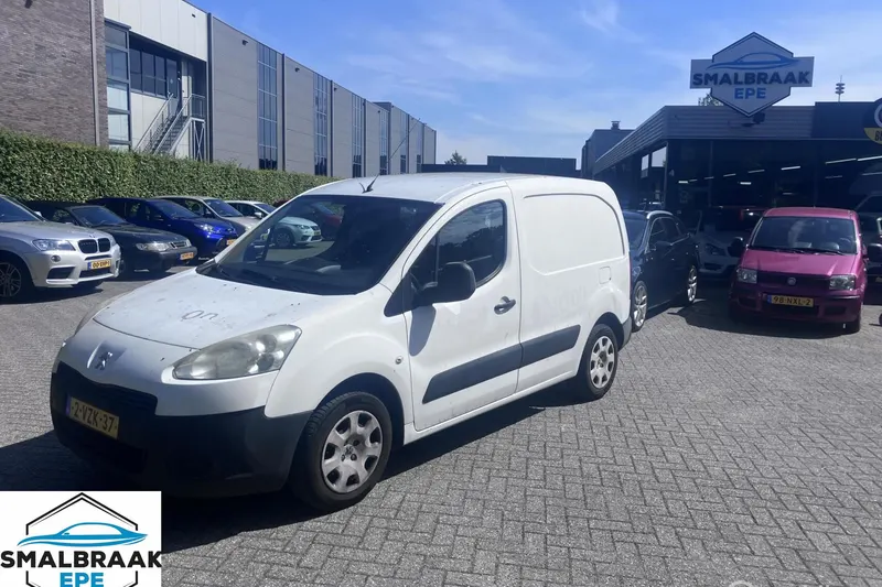Peugeot Partner (2012)