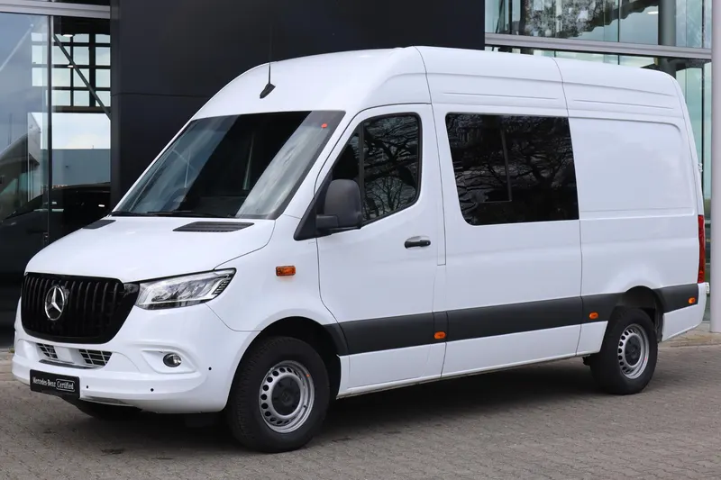 Mercedes-Benz Sprinter (2024)