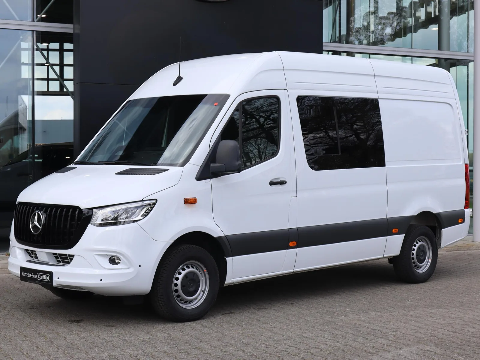 Mercedes-Benz Sprinter (2024) — foto 1