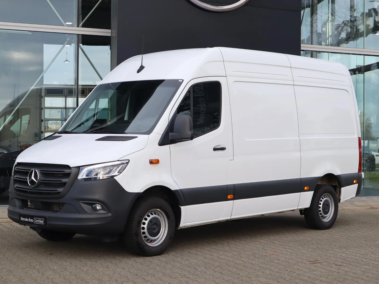 Mercedes-Benz Sprinter (2024) — foto 1