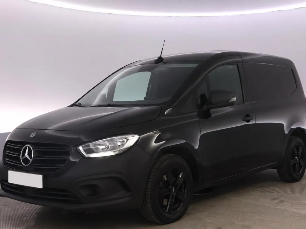 Mercedes-Benz Citan (2023) — foto 1