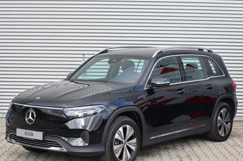 Mercedes-Benz EQB (2026)