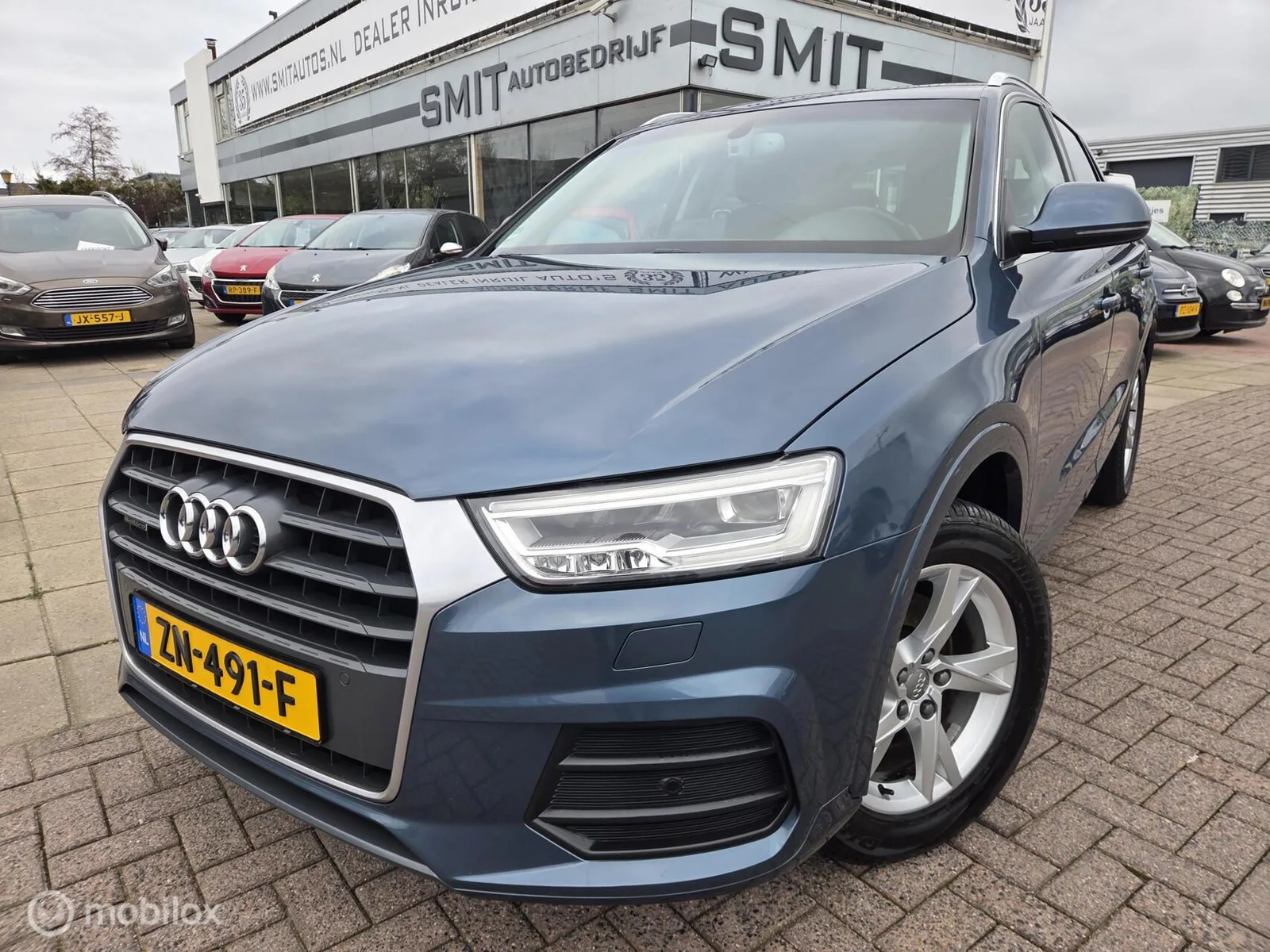Audi Q3 (2015) — foto 1