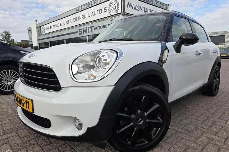 MINI Countryman (2013)