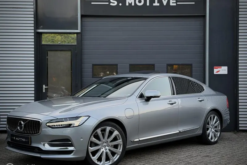 Volvo S90 (2018)