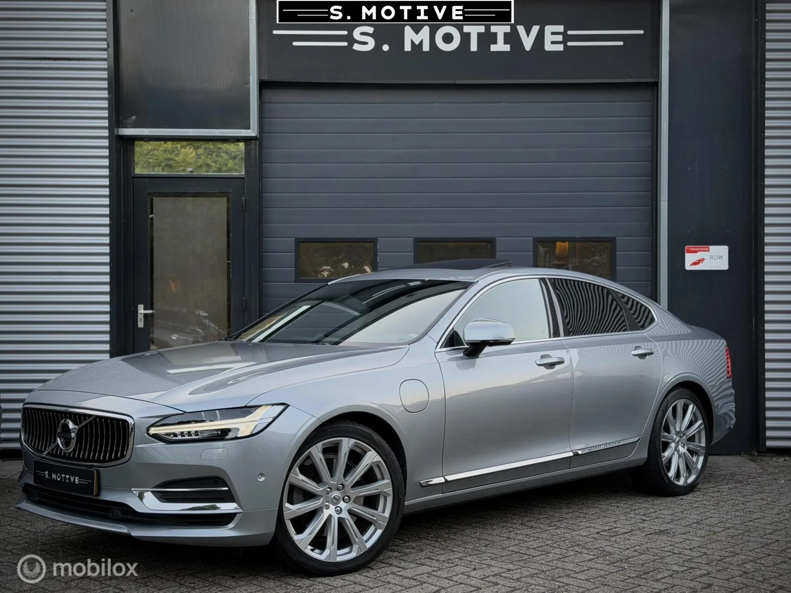 Volvo S90 (2018) — foto 1