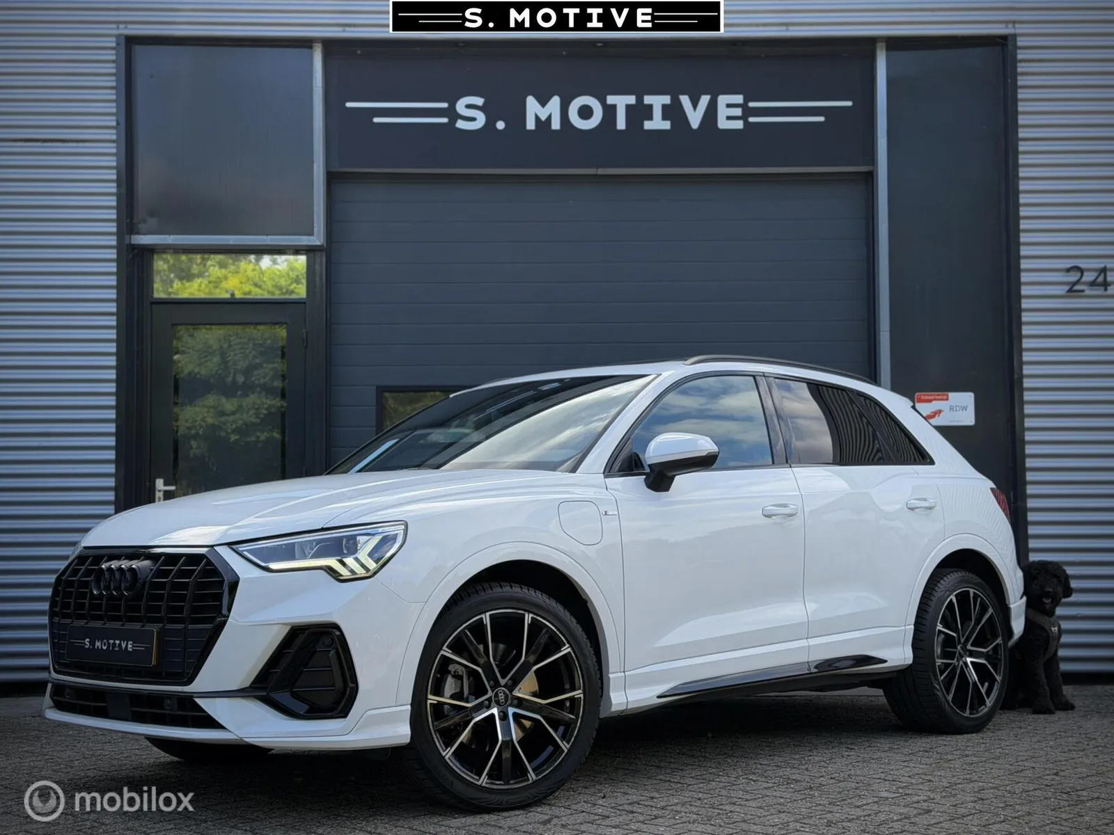 Audi Q3 (2021) — foto 1