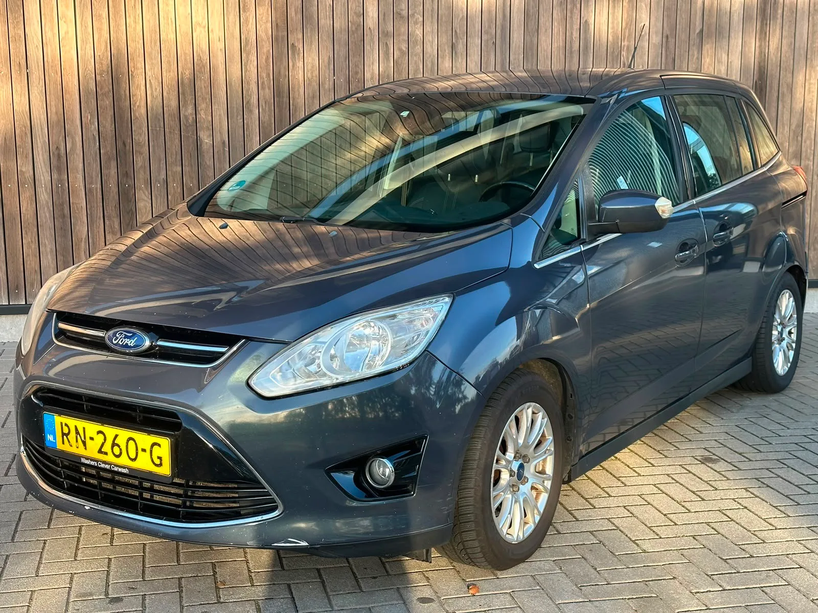 Ford Grand C-Max (2013) — foto 1