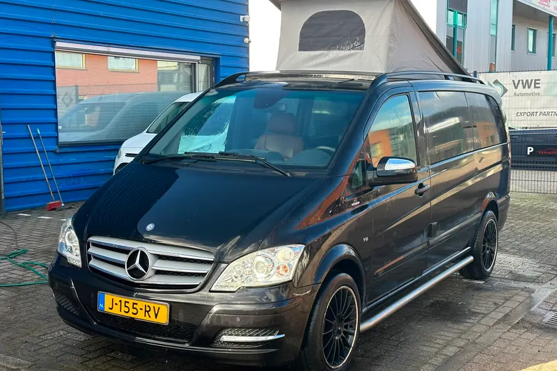 Mercedes-Benz Viano (2010)