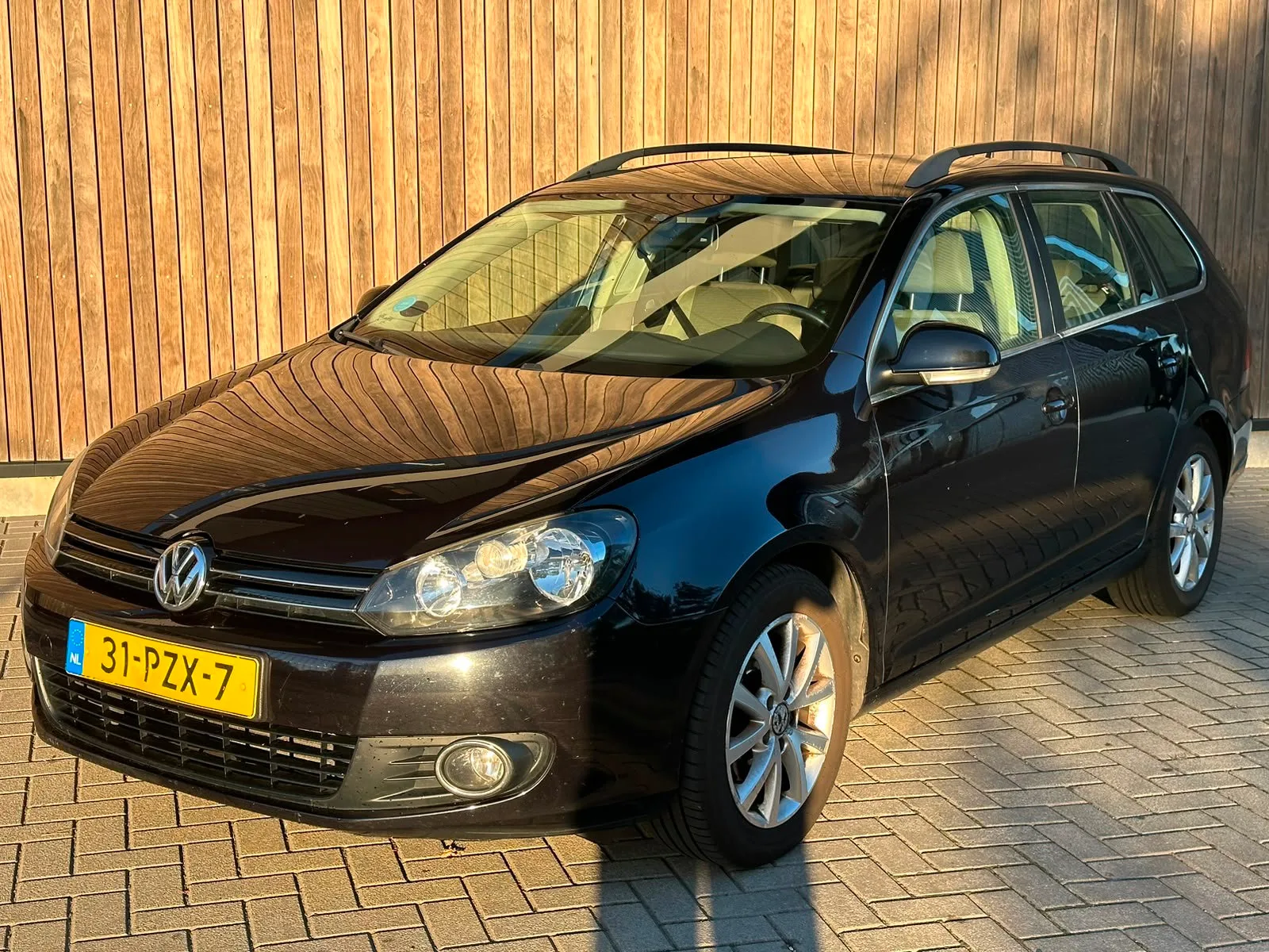 Volkswagen Golf (2011) — foto 1