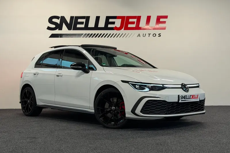 Volkswagen Golf (2022)