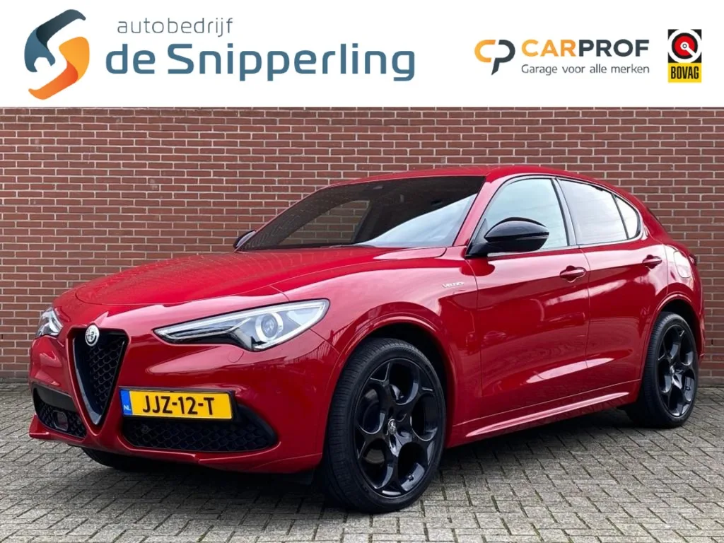 Alfa Romeo Stelvio (2022) — foto 1