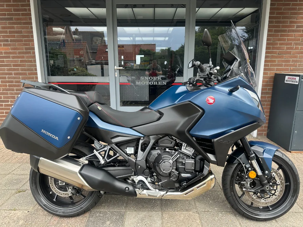 Honda NT 1100 (2023) — foto 1