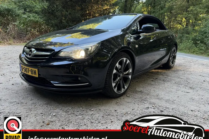 Opel Cascada (2013)