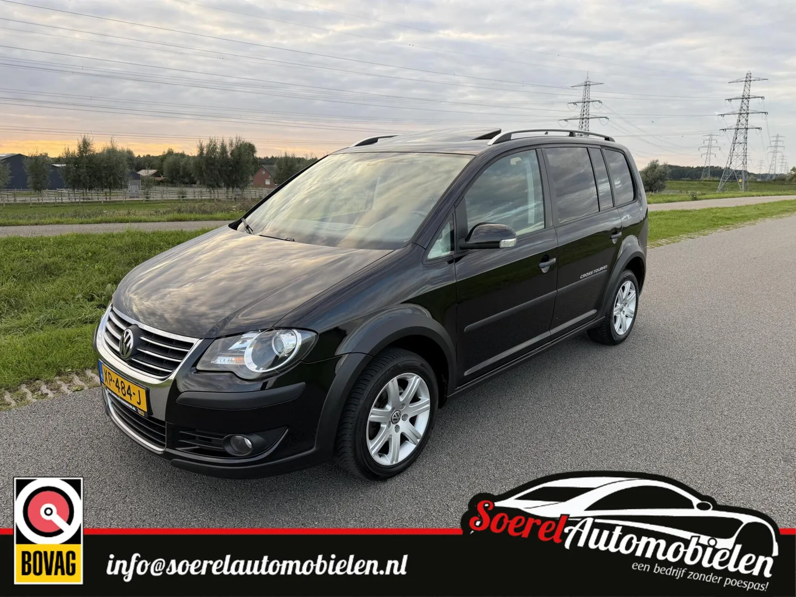 Volkswagen Touran (2008) — foto 1