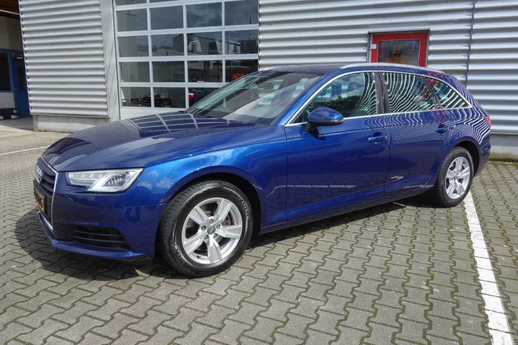 Audi A4 (2017) — foto 1