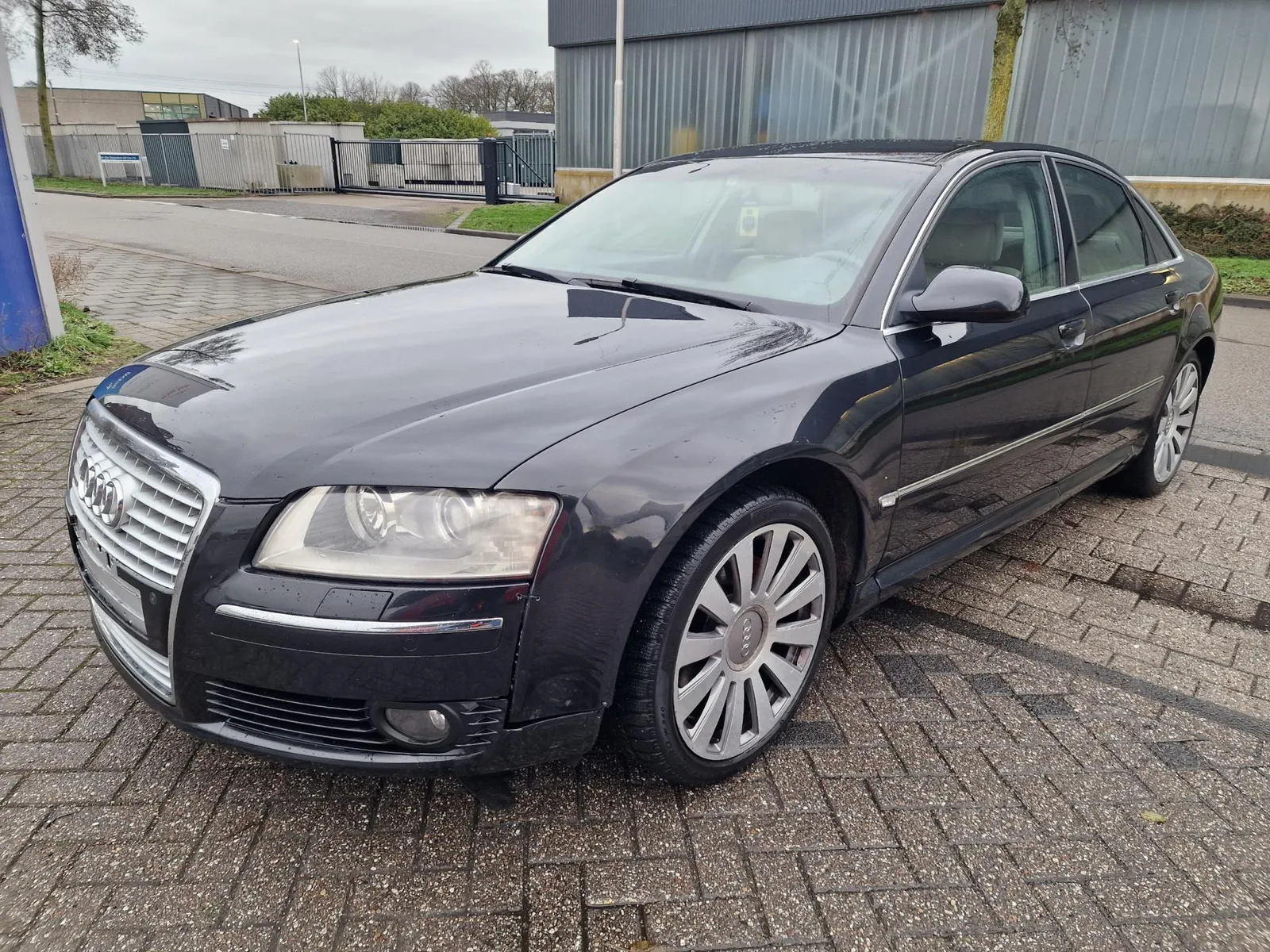Audi A8 (2007) — foto 1