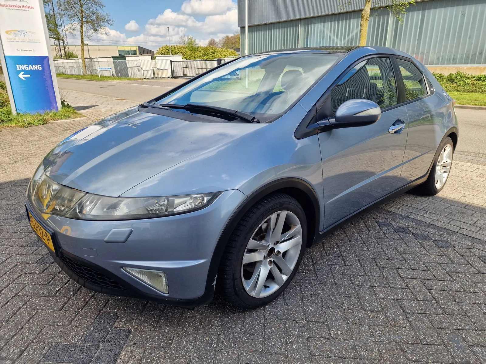Honda Civic (2006) — foto 1