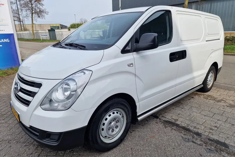 Hyundai H300 (2015)