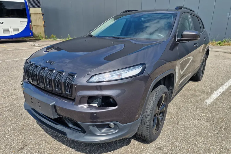 Jeep Cherokee (2016)
