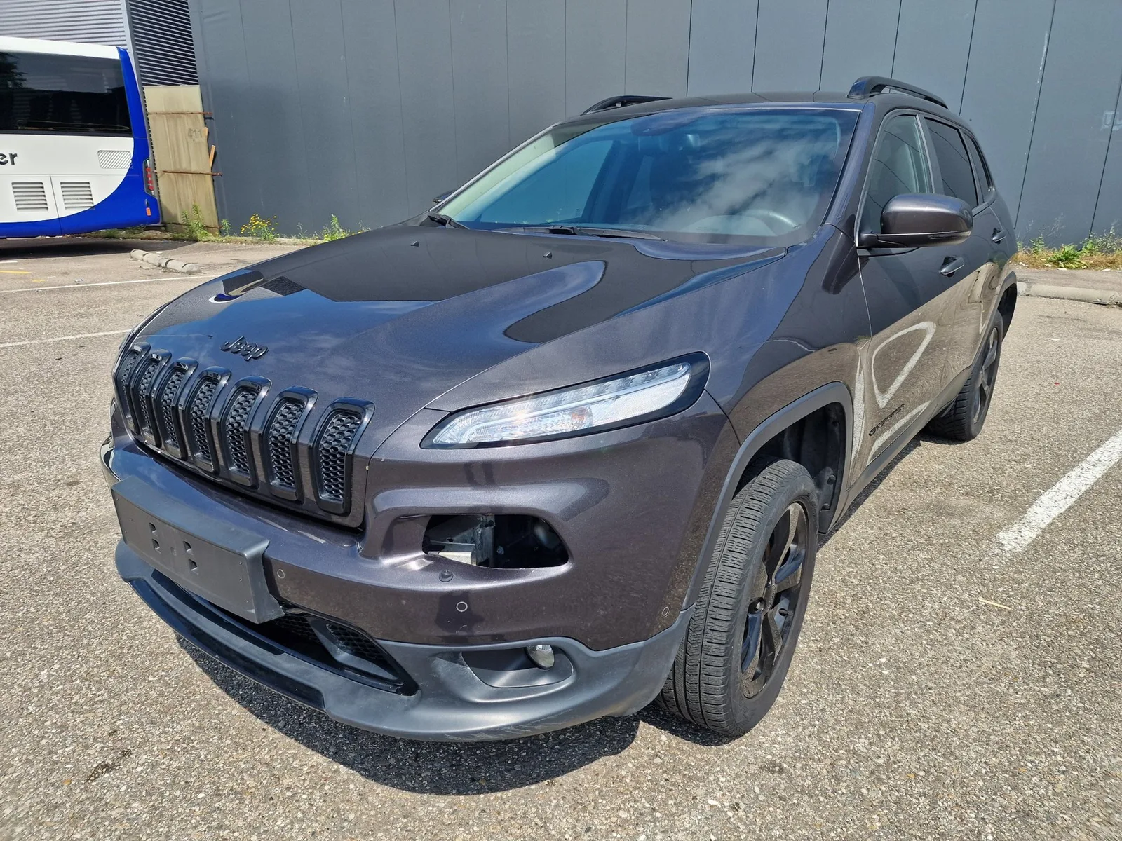 Jeep Cherokee (2016) — foto 1