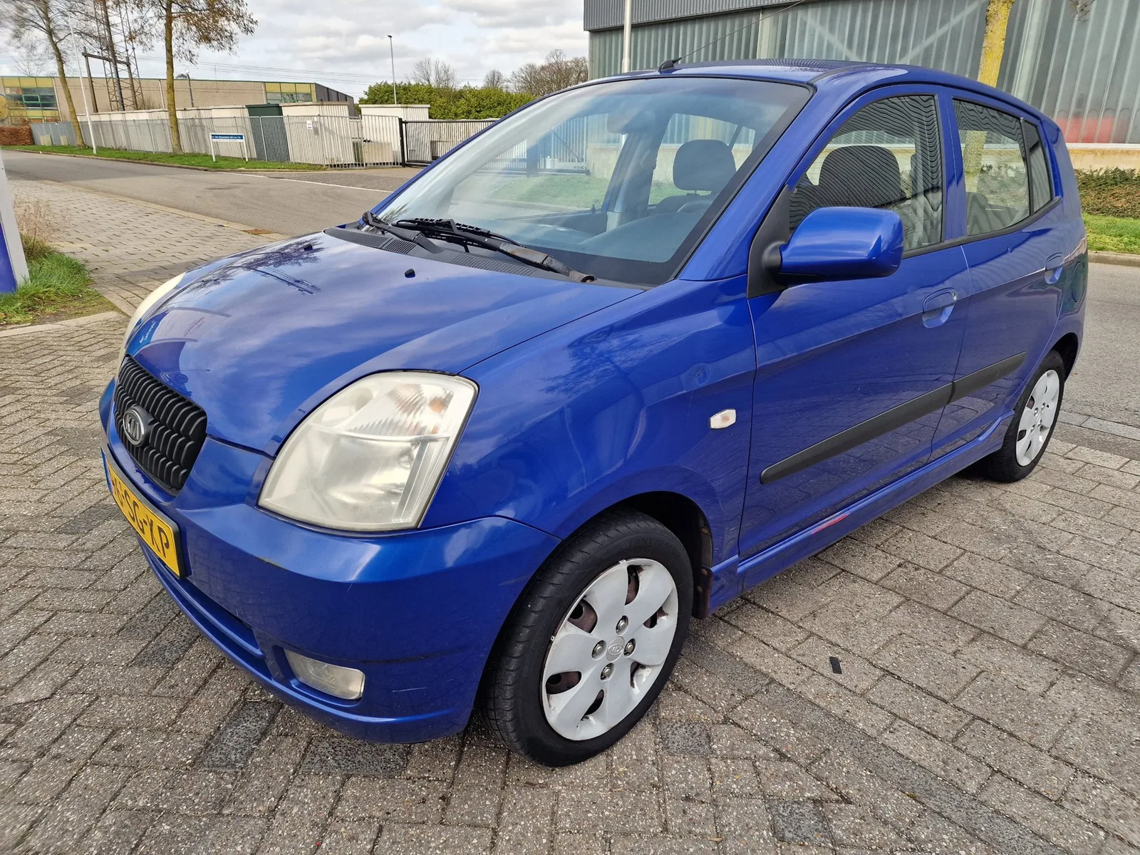 Kia Picanto (2006) — foto 1