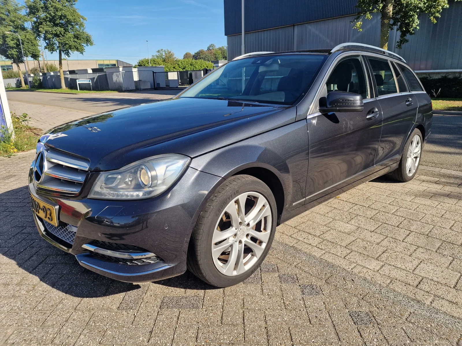 Mercedes-Benz C-Klasse (2013) — foto 1