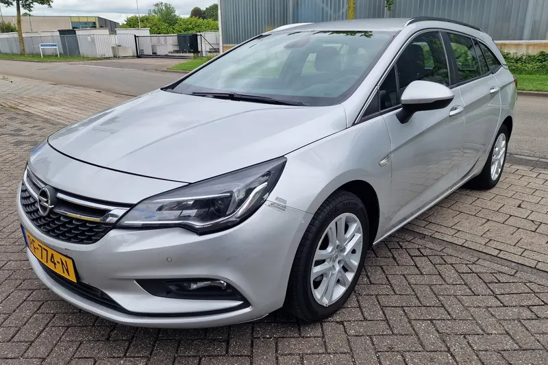 Opel Astra Sports Tourer (2017)