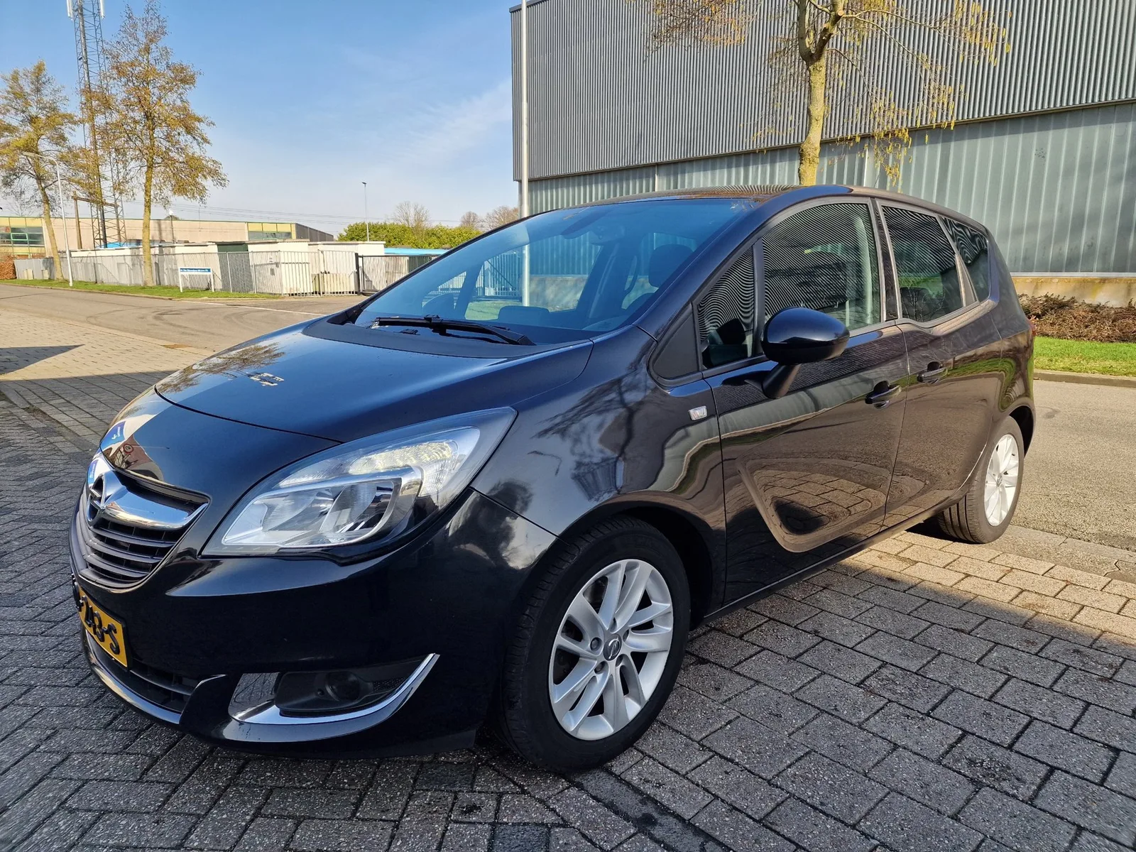 Opel Meriva (2015) — foto 1
