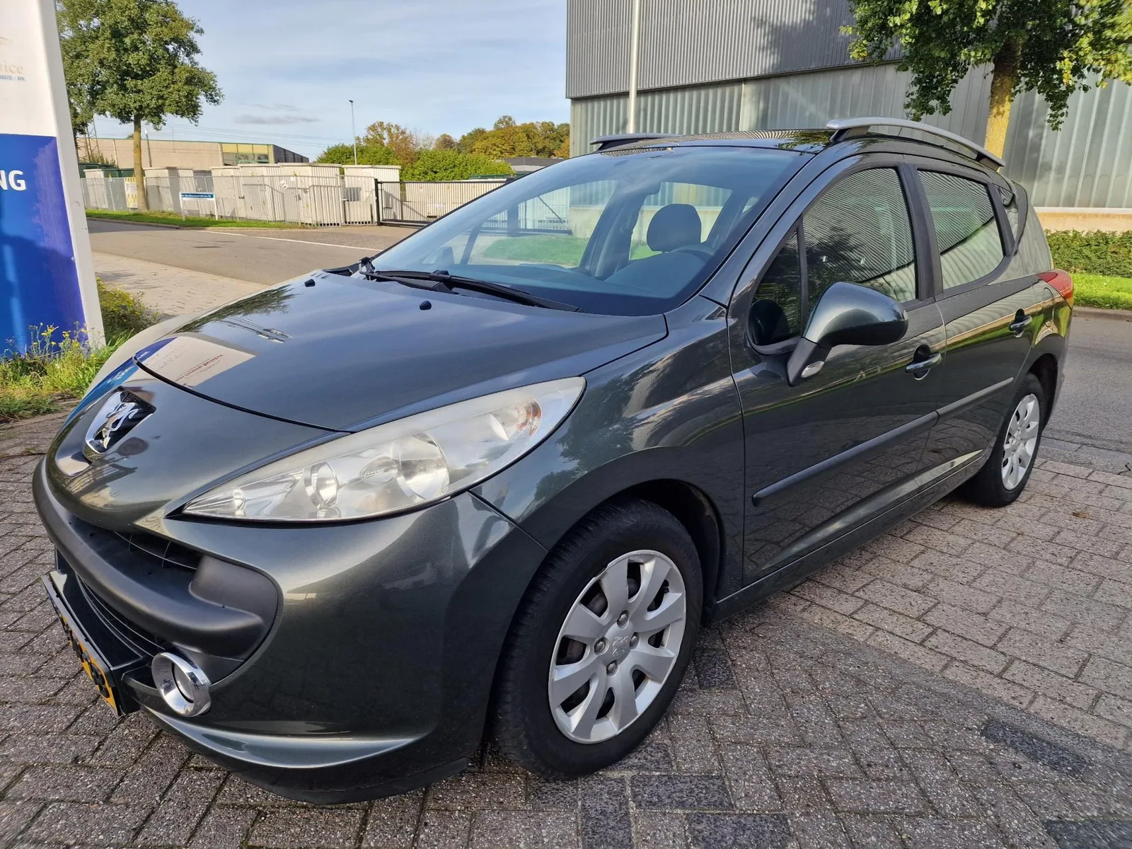 Peugeot 207 (2007) — foto 1