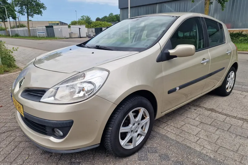 Renault Clio (2006)