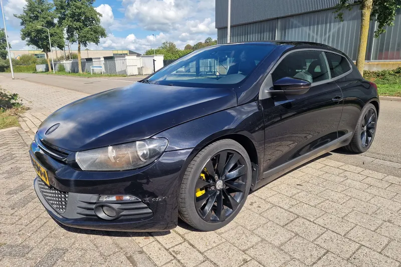 Volkswagen Scirocco (2010)