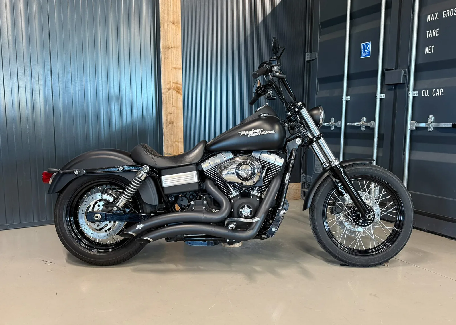 Harley-Davidson Street Bob (2008) — foto 1