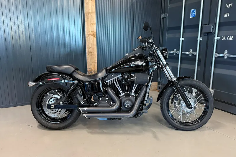 Harley-Davidson Street Bob (2015)